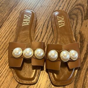 Zara Pearl Sandels - Size 37